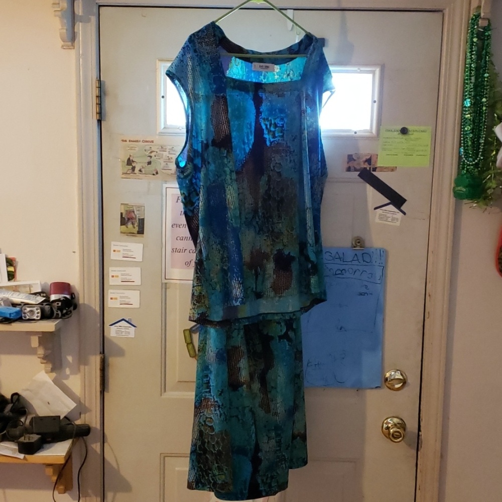 Blouse with skirt
